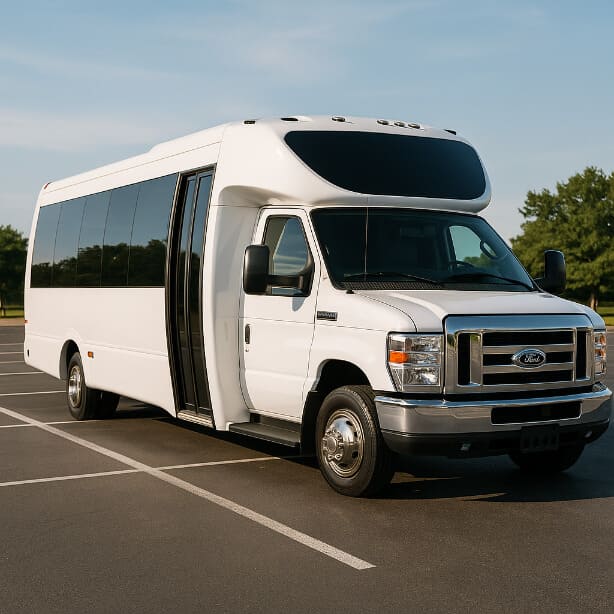 Hampton Minibus Company 20 Passenger Minibus