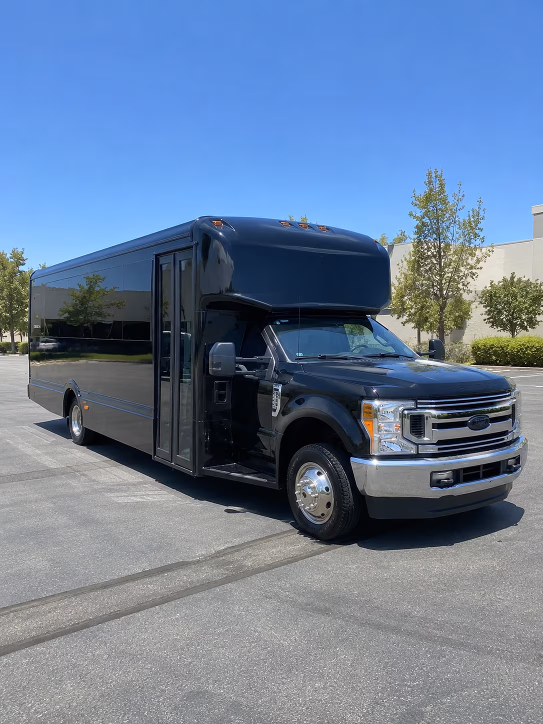 buses for government contractor and military adjacent corporate travel in hampton