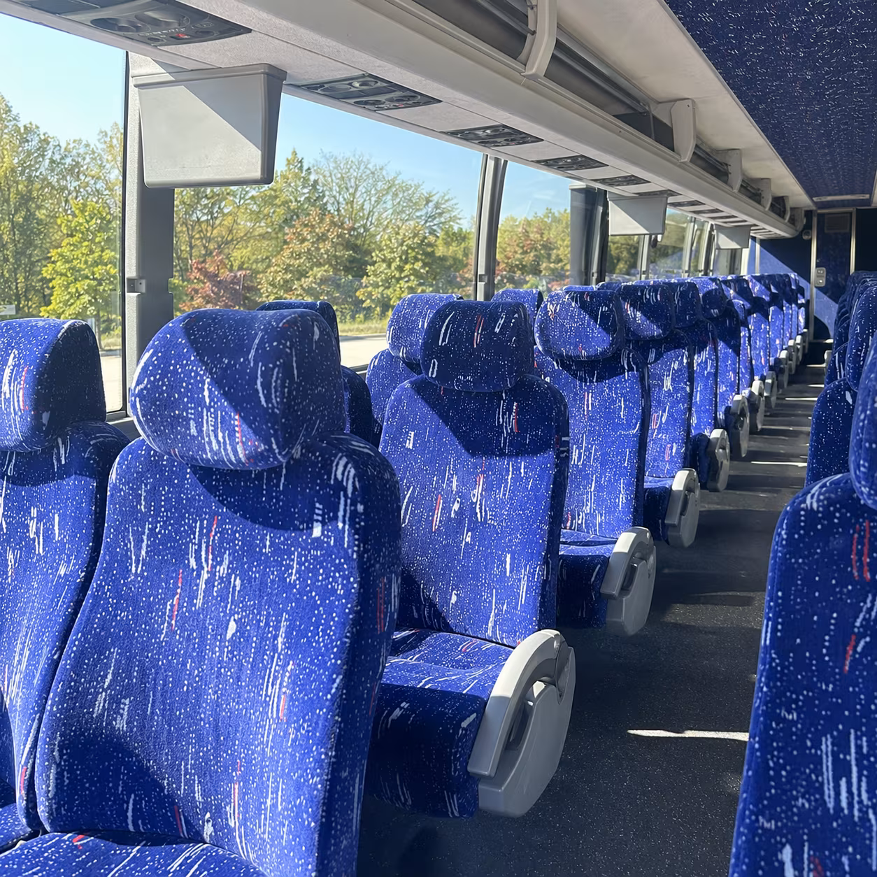 charter buses for hampton university and college campus tours