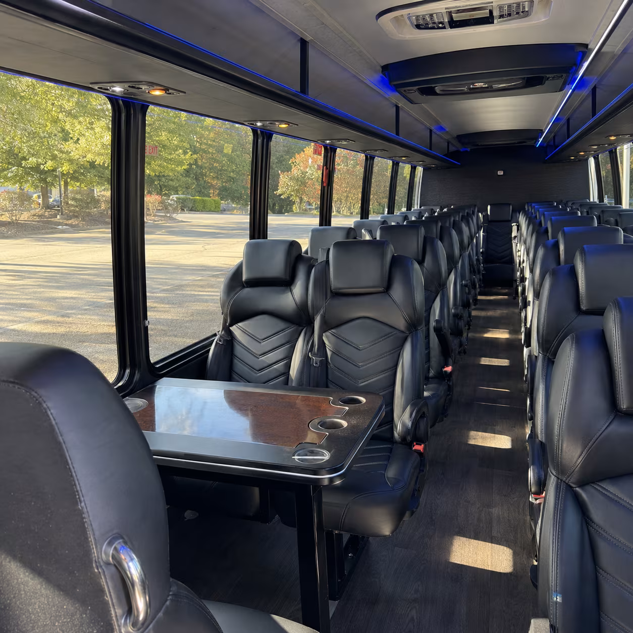hampton bus rental service area