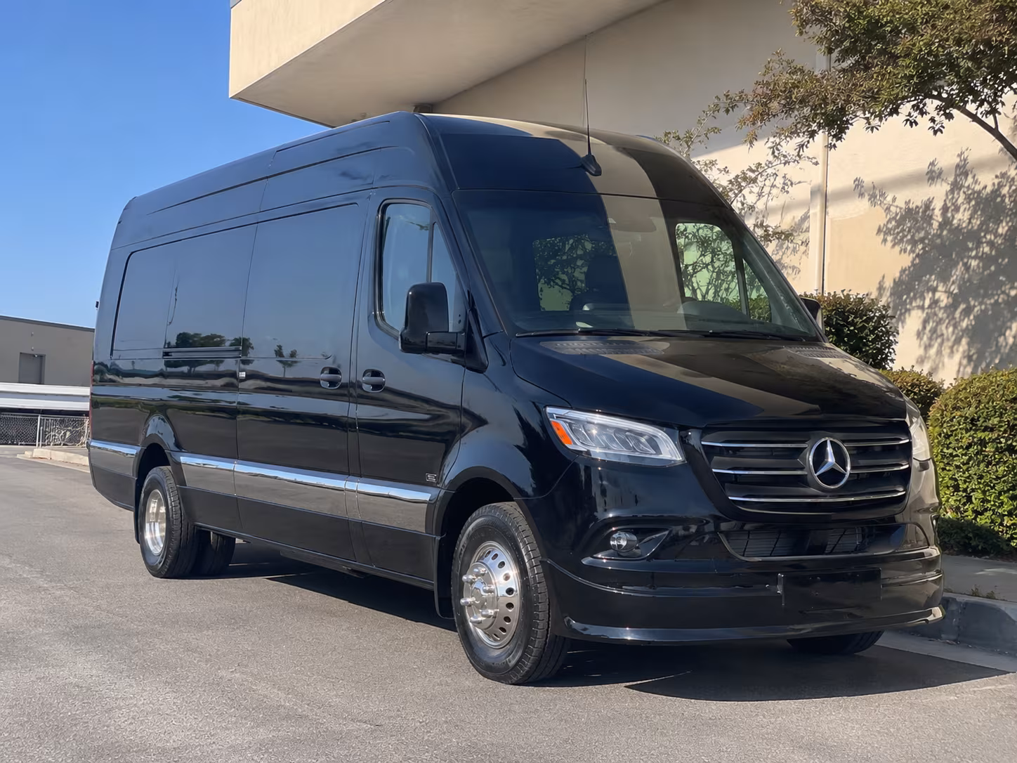 hampton convention transportation onboard seating