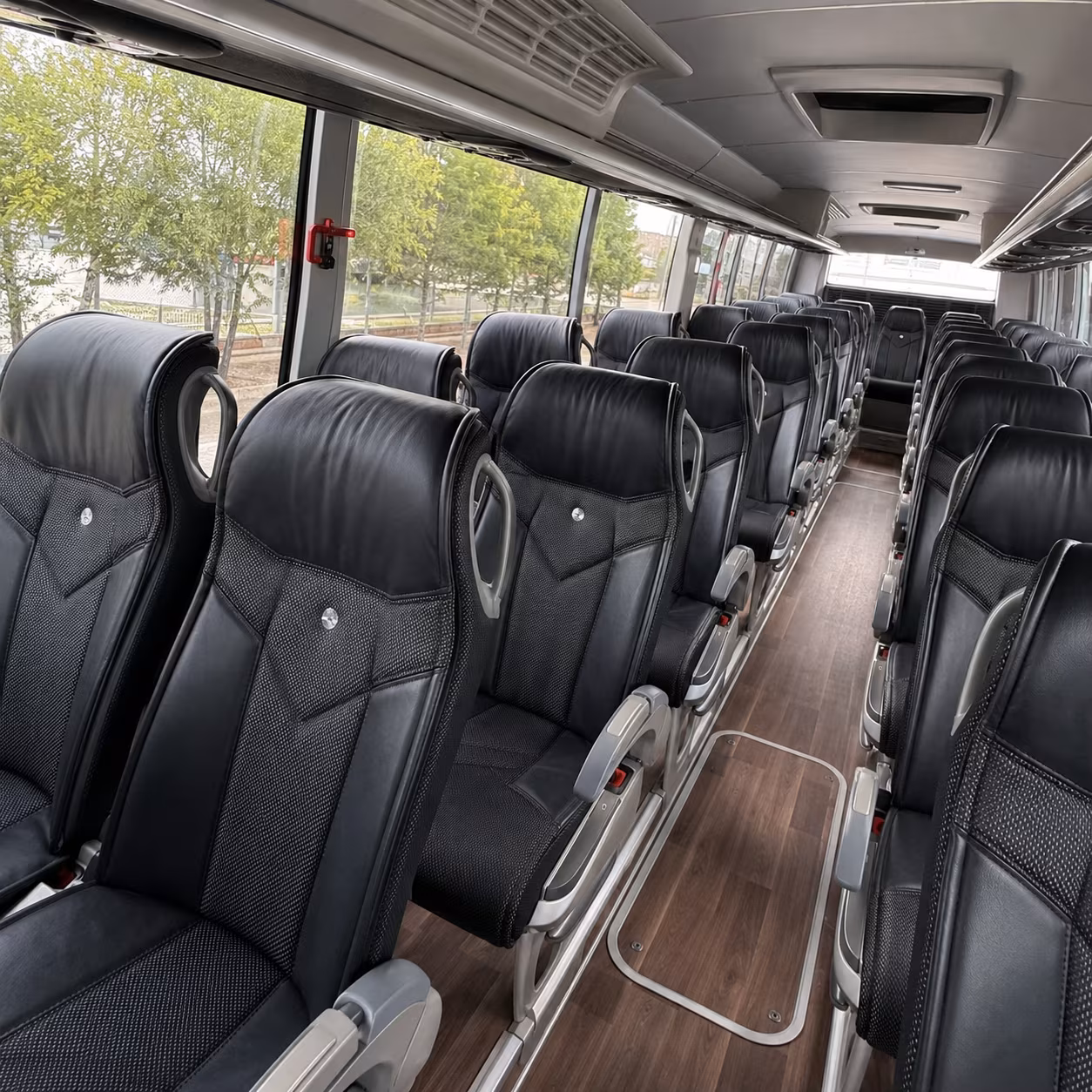 hampton corporate charter bus rental