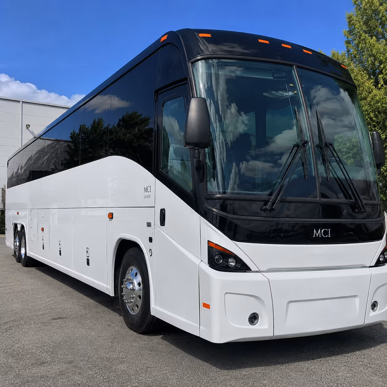 hampton field trip charter bus rental