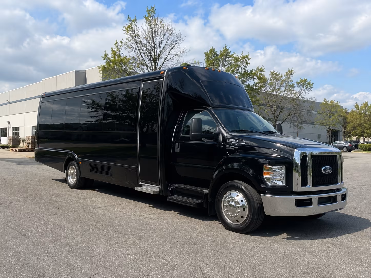 hampton holiday party bus rental